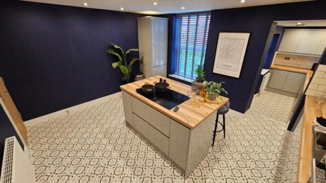 1 bed House Share to rent Image 5