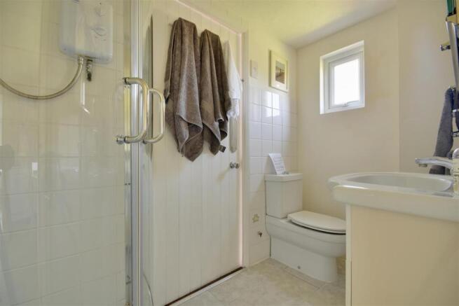 Studio - Shower Room