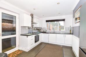 4, Penfold Way, Maidstone ME15 9TP