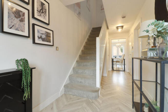 4 bed Detached for sale Image 7