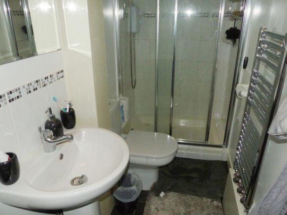 GF shower room