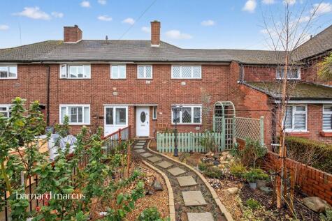 Sparrow Farm Drive, Feltham