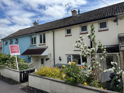 Hillside Crescent, Midsomer Norton, Radstock, BA3