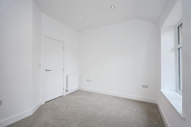 2 bed Cottage for sale Image 9