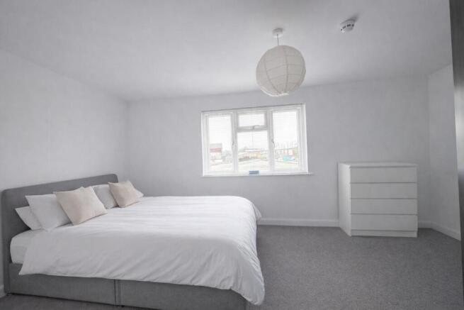 69a Church Road - 03.jpeg