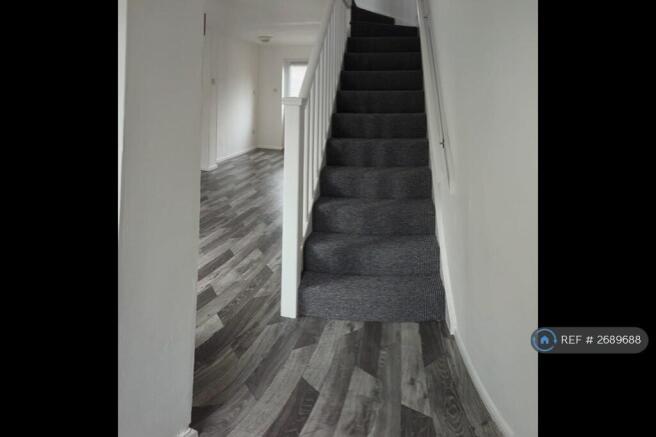 Entrance/Stairs