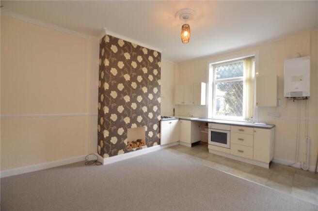 Lounge / Kitchen