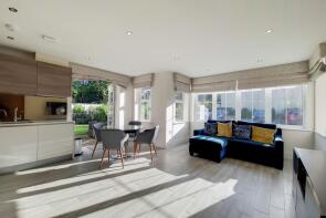 1, Alpine House, Common Road, Stanmore HA7 3HX