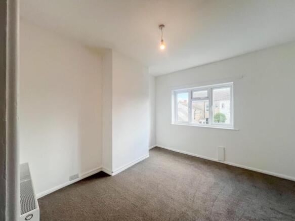 3 bed Terraced to rent Image 10