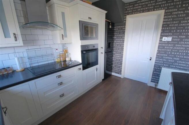 Fitted Kitchen/Dinin