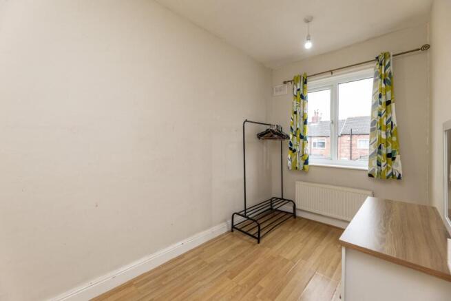 2 bed Terraced for sale Image 9