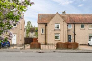 199, Drum Brae Drive, Clerwood, Edinburgh EH4 7SW