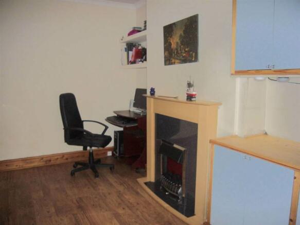 Photo 4