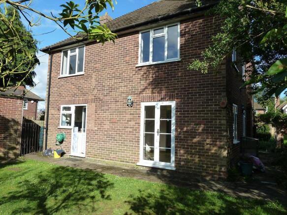 rear garden to house
