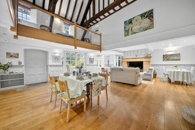 13 bed Detached for sale Image 5