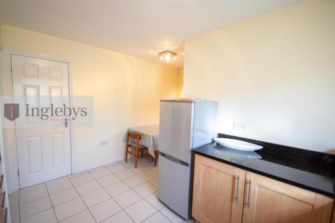 4 bed Detached for sale Image 11