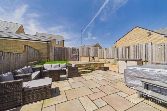 3 bed Detached for sale Image 4