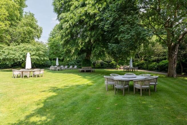 Stanhope Terrace ...