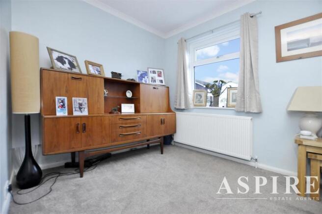 Aspire Estate Agents Benfleet 7.jpg