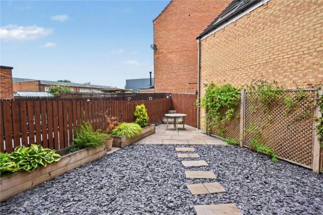 3 bed Town House for sale Image 10