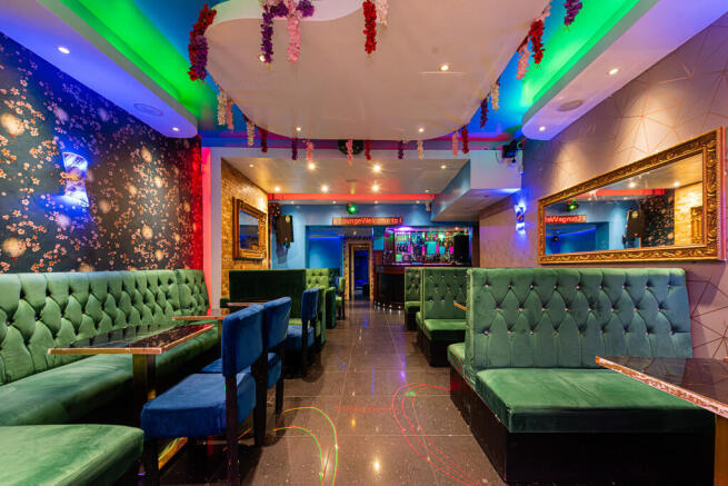 Seven Sisters Roa...