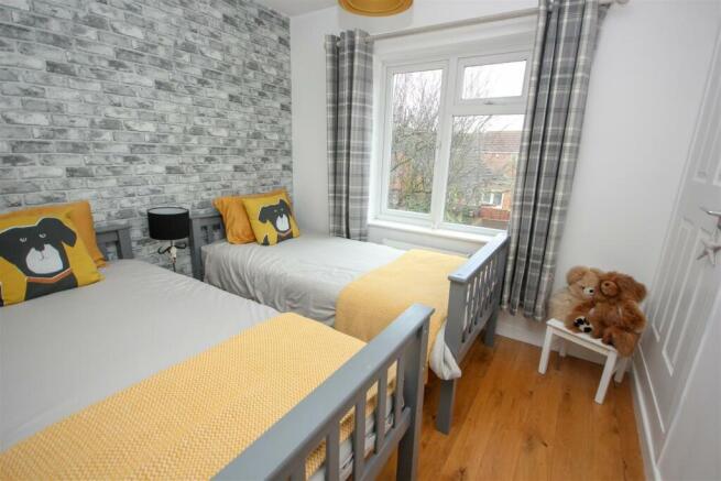 Bedroom 2.jpg