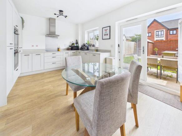 Kitchen/Dining Room