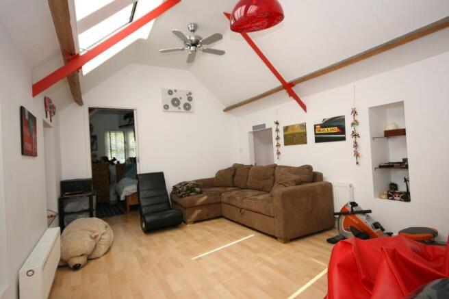 Photo 16