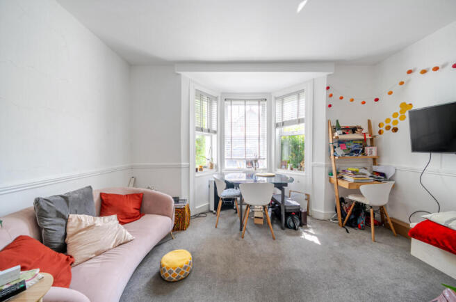 25-681ca2075a92d-...