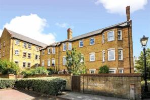 106, East Hill, London SW18 2HF