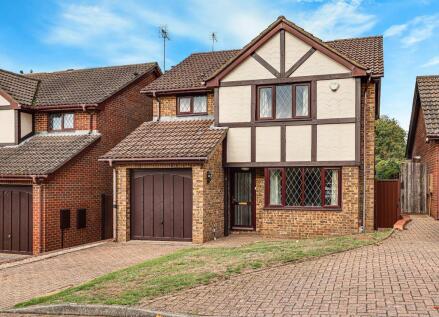 The Meadows, Warlingham, Surrey, CR6 9JJ