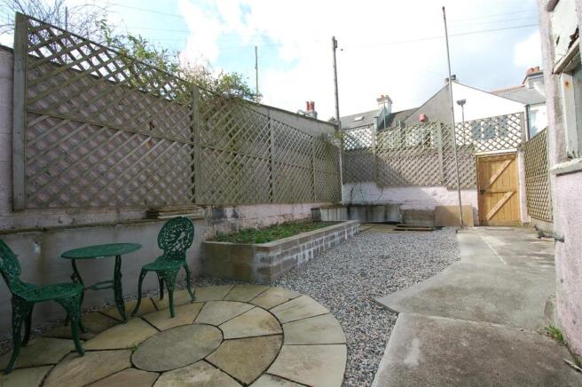 Courtyard Garden