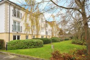 27, Celandine Grove, London N14 4BP
