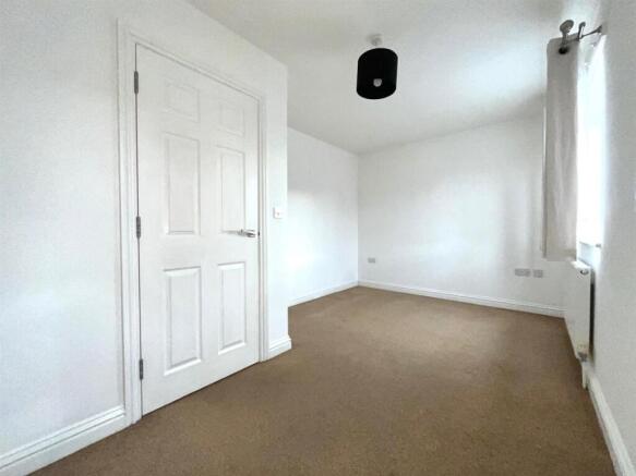 Bedroom 2.jpg