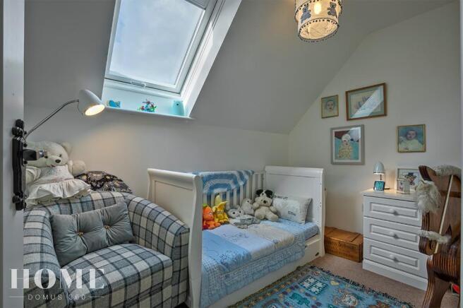 Fourth bedroom