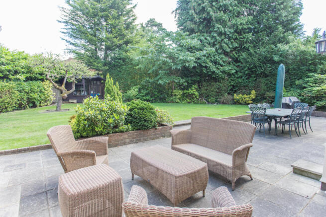 Wide Patio