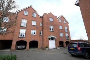 36, Quayside Walk, Southampton SO40 4AH