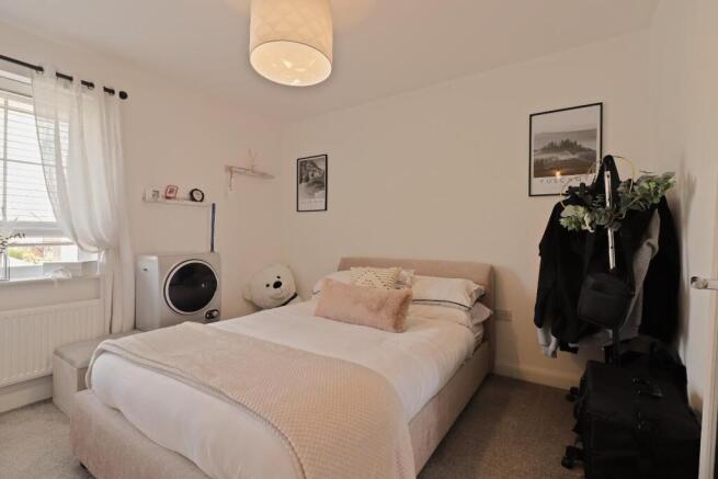 2 bed Flat for sale Image 9