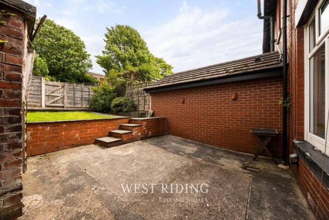 3 bed Terraced for sale Image 4