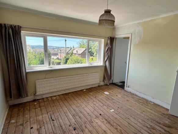 4 bed Detached for sale Image 7