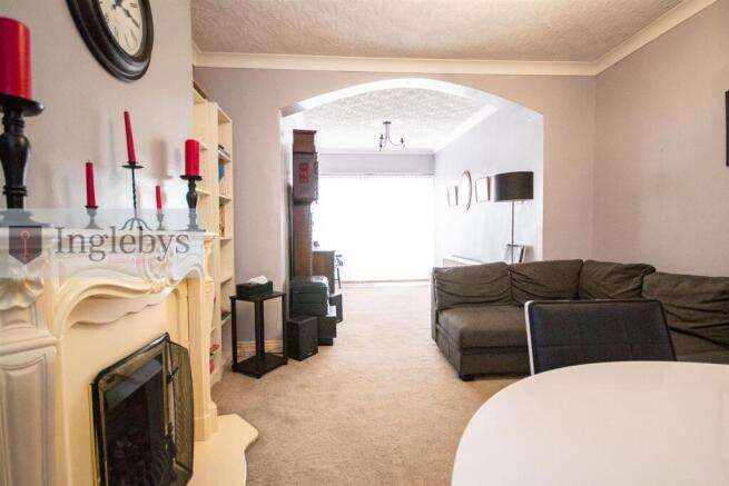 3 bed House for sale Image 5