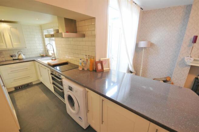 Dining kitchen