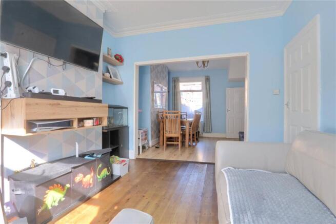 3 bed Terraced for sale Image 4