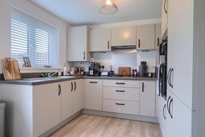 3 bed Semi-Detached for sale Image 5