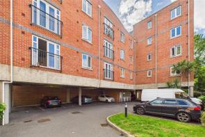 Flat 14, Delta Court, Grenfell Road, Maidenhead SL6 1ES