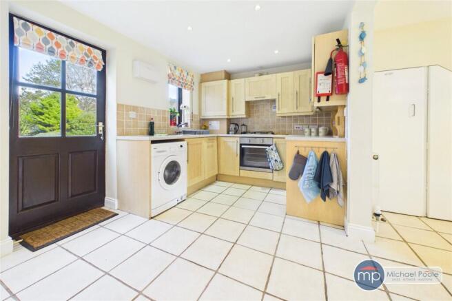 3 bed Terraced for sale Image 5