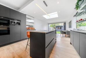53, Vernon Avenue, Raynes Park, London SW20 8BN