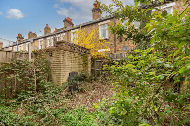 43 Dinsmore Road, Balham, London, SW12 9PT