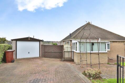 Lulworth Crescent, Manston, Leeds, West Yorkshire