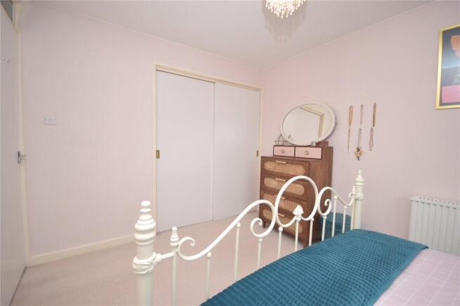 2 bed Apartment for sale Image 7